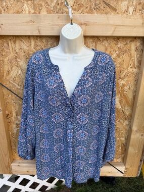 Faith & Zoe Blue and Pink Floral Tunic Top